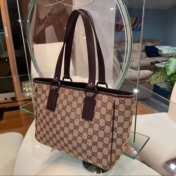 Gucci bag 💯% authentic!! - Picture 4 of 16